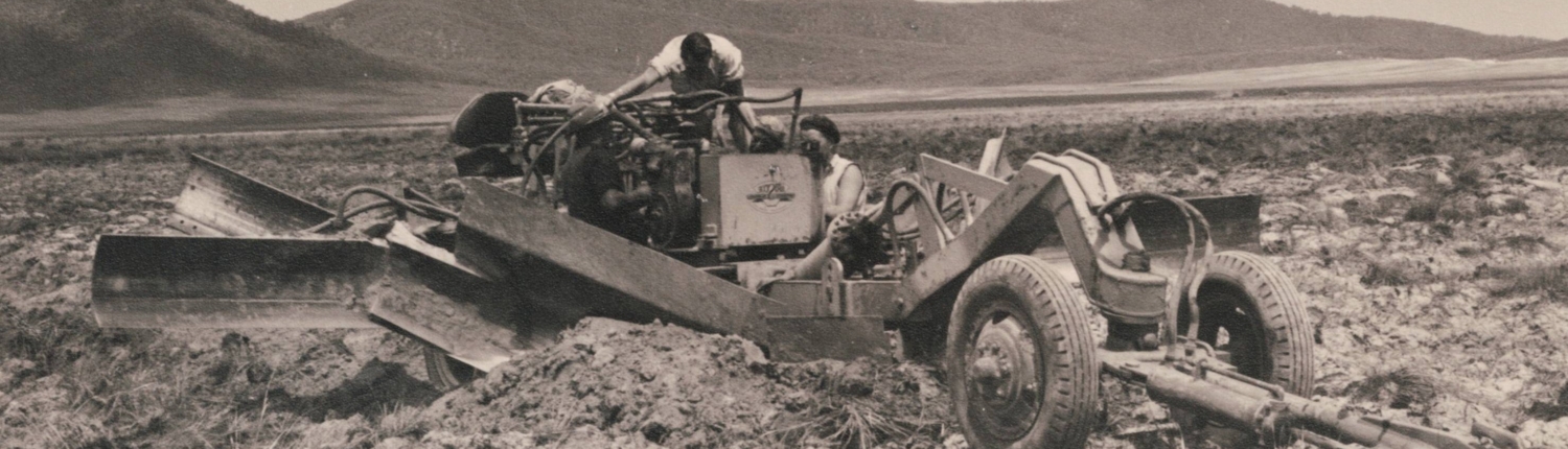 Briscoe Ditching Machine